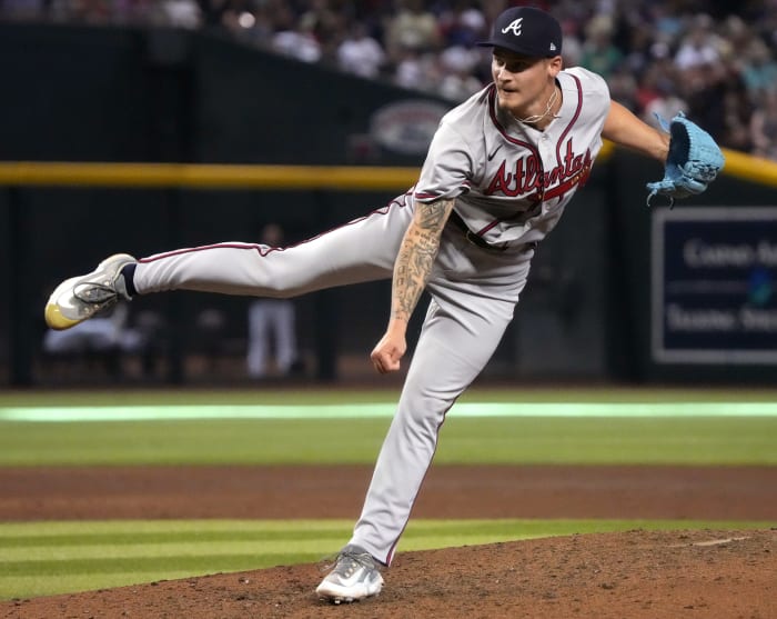 Atlanta Braves pitcher AJ Smith-Shawver (62) makes his MLB debut against the Arizona Diamondbacks on June 4, 2023, at Chase Field in Phoenix.